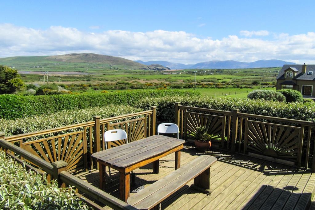 Doonshean View Bed And Breakfast Dingle Exterior photo