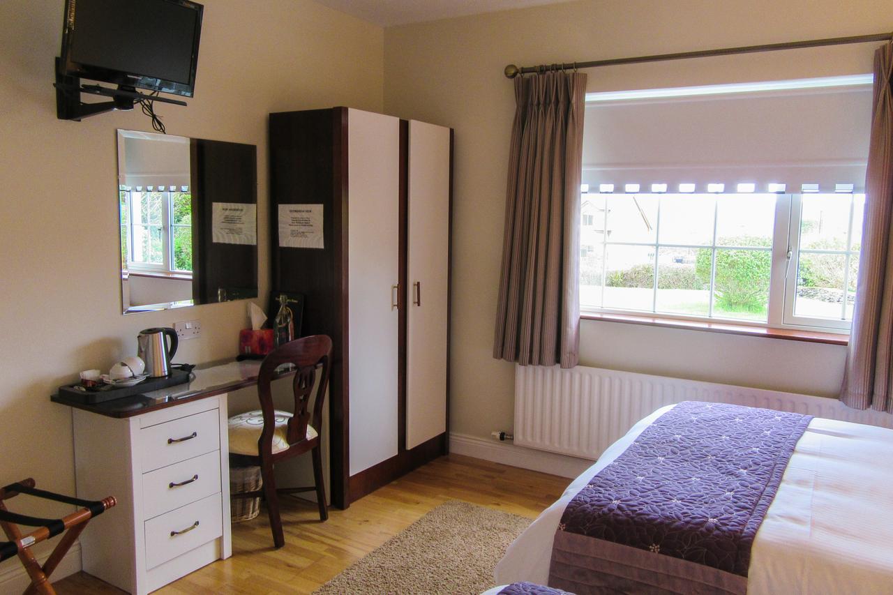 Doonshean View Bed And Breakfast Dingle Exterior photo